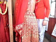 זוג צעיר הודי עושה סקס חם ומפנק