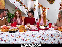 MILFs und reife Frauen in Aktion: Ein Thanksgiving-Bindungsbrecher mit Arietta Adams, Cherry Fae, Misty Meaner und Nasty Nade