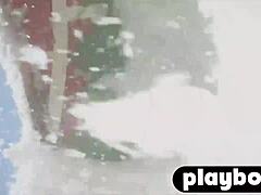 Hardcore lesbická akcia s skupinou divokých bab v snehu